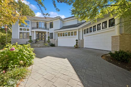 1525 Woodcrest Ct, Aurora, IL, 60502-1324 | Card Image