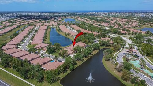 178 Shell Falls Dr, APOLLO BEACH, FL, 33572-3126 | Card Image