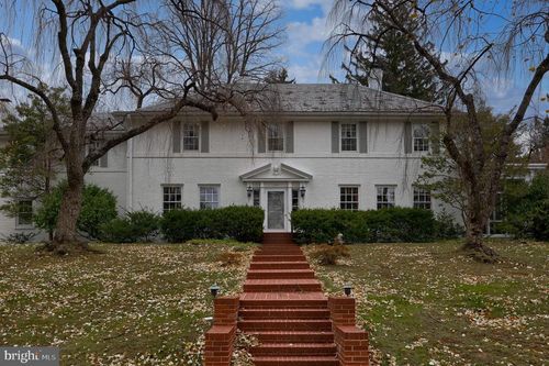 226 E Caracas Ave, HERSHEY, PA, 17033-1309 | Card Image