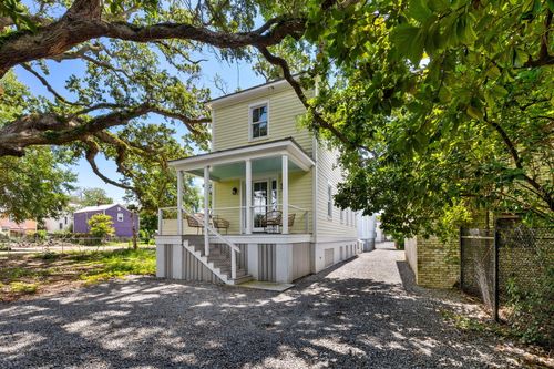 a-b-c-d-e-162 Spring St, Charleston, SC, 29403-6773 | Card Image