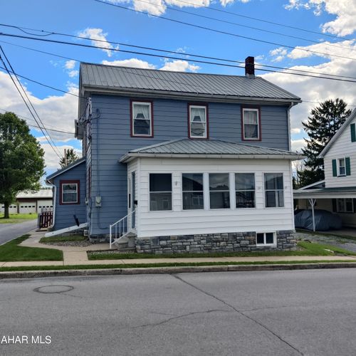 107 W Penn St, Martinsburg, PA, 16662-1112 | Card Image