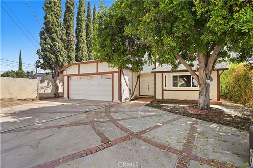 5960 Wilkinson Ave, North Hollywood, CA, 91607-1136 | Card Image