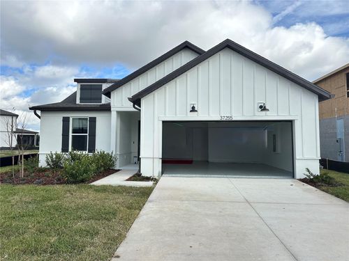 37255 Clinch Cir, ZEPHYRHILLS, FL, 33540-6600 | Card Image
