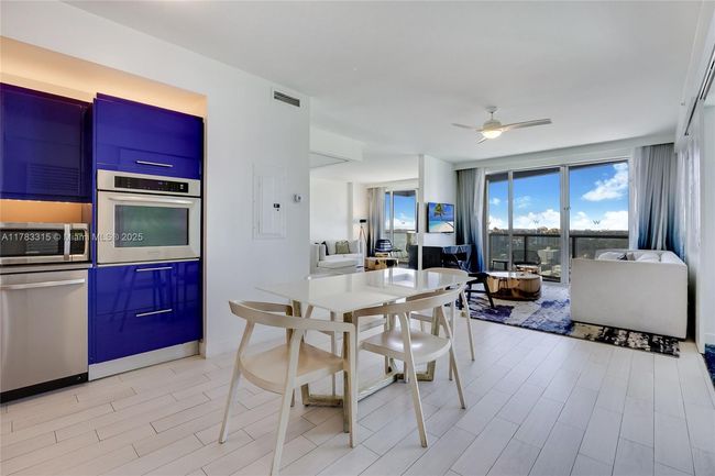 1802 - 3101 Bayshore Dr, Condo with 2 bedrooms, 2 bathrooms and null parking in Fort Lauderdale FL | Image 4