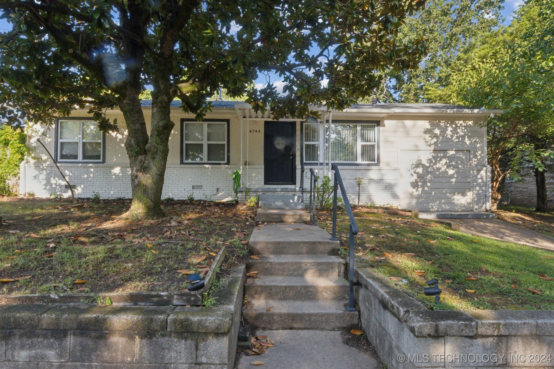 Maybelle Ave, Tulsa, OK 74107