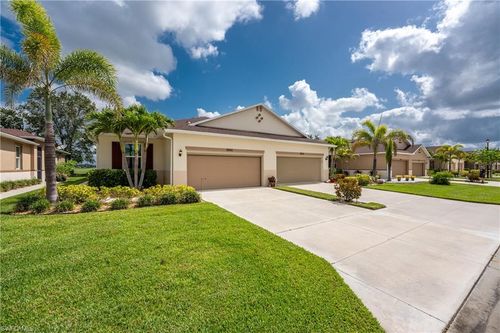 8866 Tuscany Isles Dr, PUNTA GORDA, FL, 33950-5326 | Card Image