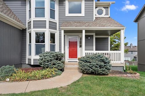 6714 W 148th Ter, Overland Park, KS, 66223-2929 | Card Image