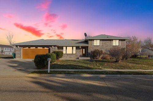 5260 S 2700 W, Roy, UT, 84067-9324 | Card Image