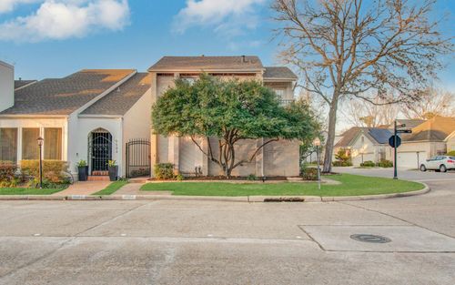 9582 Doliver Drive, Houston, TX, 77063 | Card Image