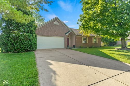 7239 Orchard Dr, Indianapolis, IN, 46236-3125 | Card Image