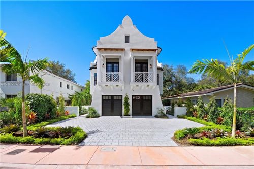 2710 Le Jeune Rd, Coral Gables, FL, 33134 | Card Image