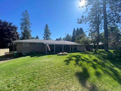 2421 E 39th Ave, Home with 5 bedrooms, 3 bathrooms and null parking in Spokane WA | Image 2