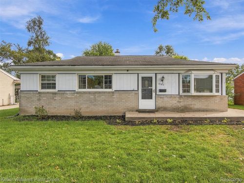 47414 Winthrop St, Shelby Township, MI, 48317-2967 | Card Image