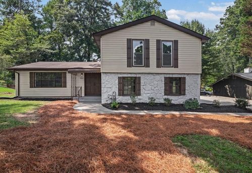 6883 Creekmoor Ln, Riverdale, GA, 30296-2120 | Card Image
