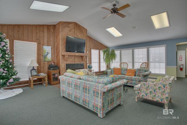 Clubhouse | Image 51