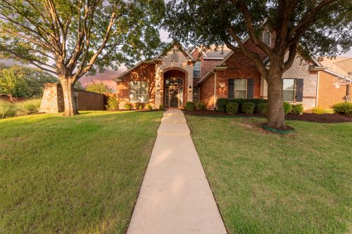 9039 Christopher St, Lantana, TX, 76226-6492 | Card Image