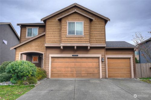 18221 71st Avenue E, Puyallup, WA, 98375 | Card Image