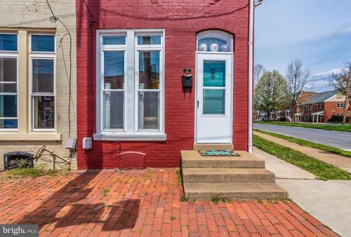 201 W 5th St, FREDERICK, MD, 21701-4901 | Card Image