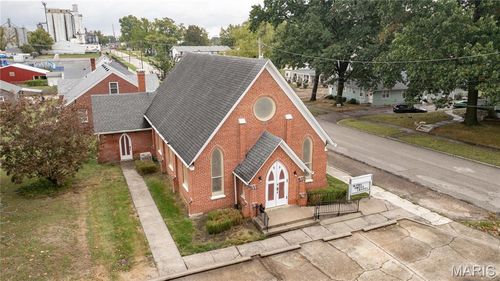 101 Pleasant Street, Jerseyville, IL, 62052 | Card Image