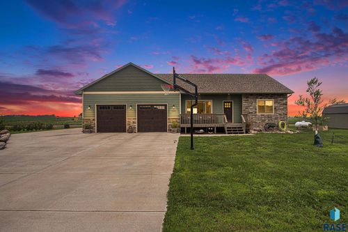 1311 S Lynn Ave, Montrose, SD, 57048-2018 | Card Image