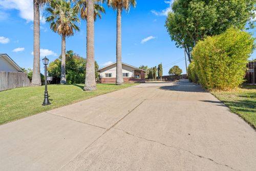 6519 Colette Way, North Highlands, CA, 95660-3834 | Card Image