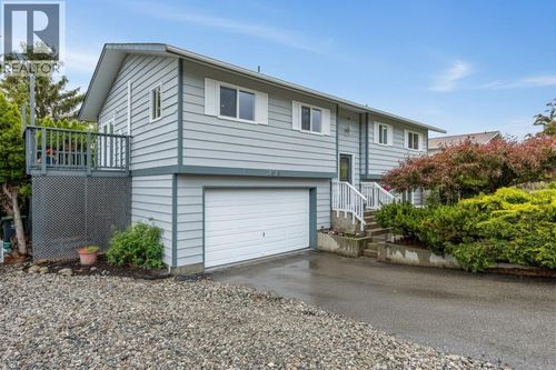 2525 Wiltse Dr, Penticton, BC, V2A7X7 | Card Image