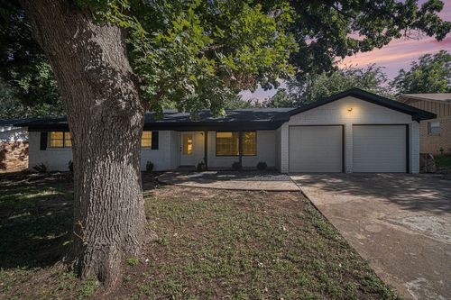 6963 Pinon St, Fort Worth, TX, 76116-9025 | Card Image