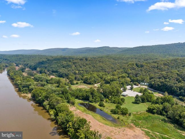 622 Timber Ln, House other with 3 bedrooms, 2 bathrooms and null parking in BLUEMONT VA | Image 34