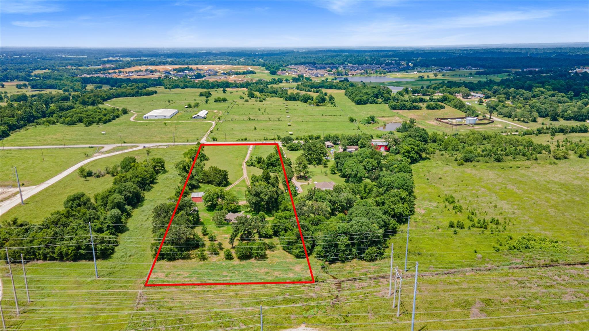 Residential Lease in Willis 3