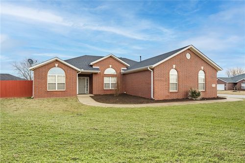 1915 Aspen Street, Bentonville, AR, 72713 | Card Image