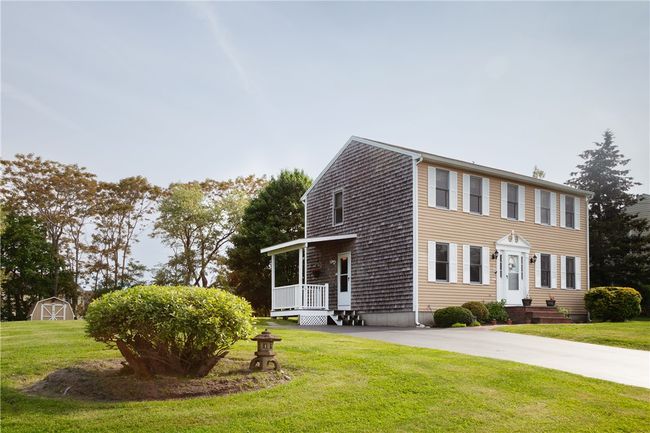 63 Botelho Dr, House other with 3 bedrooms, 2 bathrooms and 6 parking in Portsmouth RI | Image 4