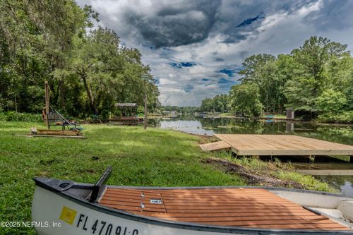 903 Lake Asbury Dr, Green Cove Springs, FL, 32043-9554 | Card Image