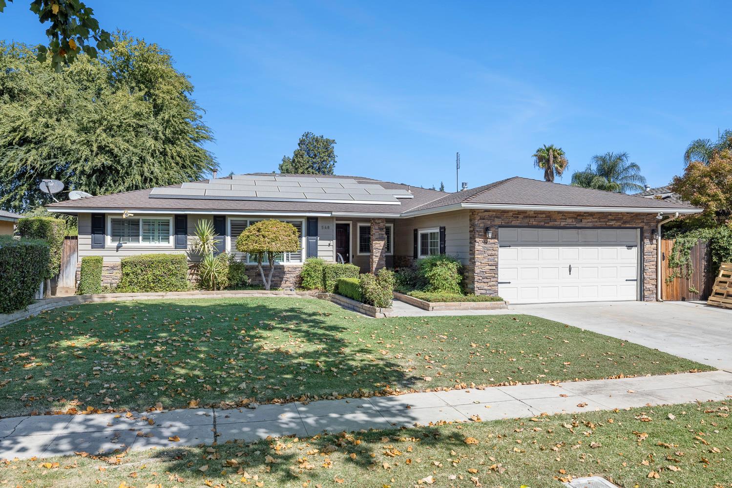 548 E Fremont Ave, For Sale in Fresno - eXp Realty