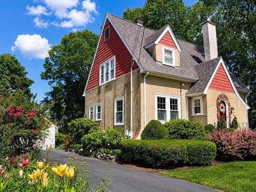 10 Fern Cir, Brockton, MA, 02301-3024 | Card Image