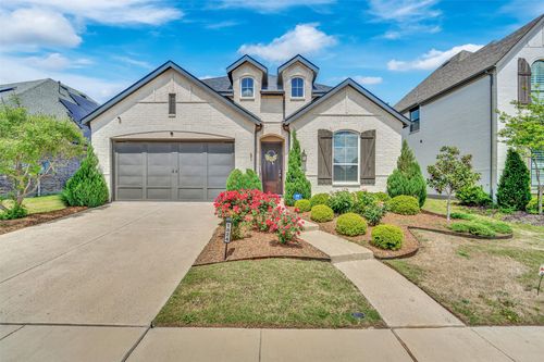 1824 Leo Dr, Van Alstyne, TX, 75495-8189 | Card Image