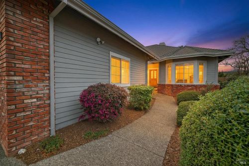 6745 Wintergreen Ct, Santa Rosa, CA, 95409-6000 | Card Image