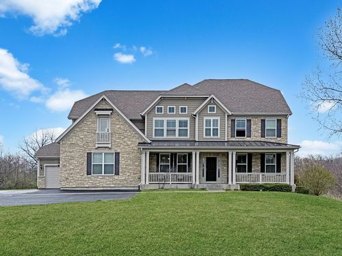 32 E Peter Ln, Hawthorn Woods, IL, 60047-7510 | Card Image