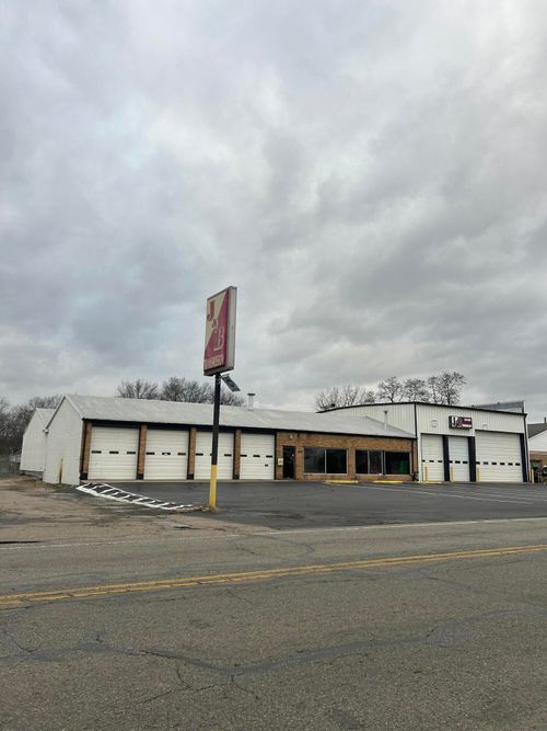 2547 Valley Pike, Dayton, OH, 45404-2602 | Card Image