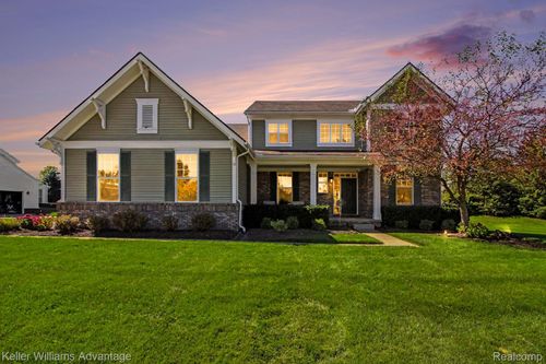 26393 Creekside Dr, New Hudson, MI, 48165-8085 | Card Image