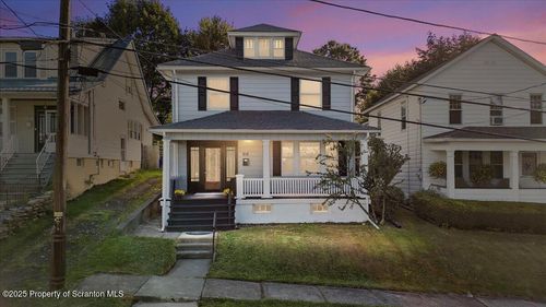 818 Cherry St, Scranton, PA, 18505-2433 | Card Image