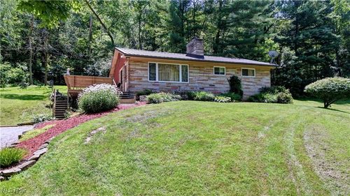 5882 Crooked Run Rd Sw, New Philadelphia, OH, 44663-7920 | Card Image