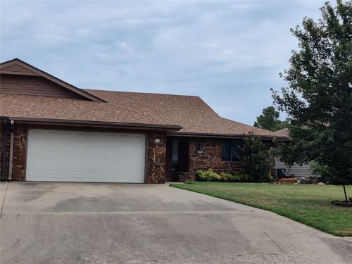 826 Se Quail Ridge Rd, Bartlesville, OK, 74006-2939 | Card Image