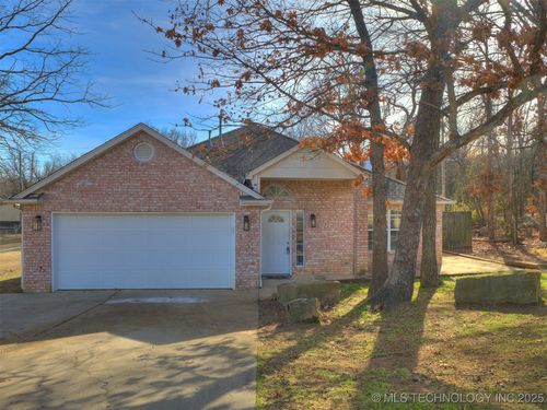 118 E 48th St, Sand Springs, OK, 74063-3146 | Card Image