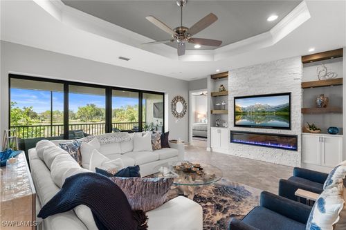 unit-202-8761 Bellano Ct, Naples, FL, 34119-9690 | Card Image