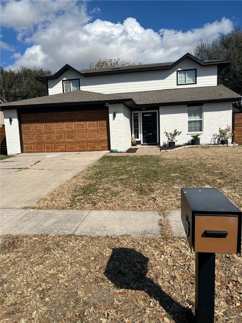 119 San Saba Dr, Portland, TX, 78374-1455 | Card Image