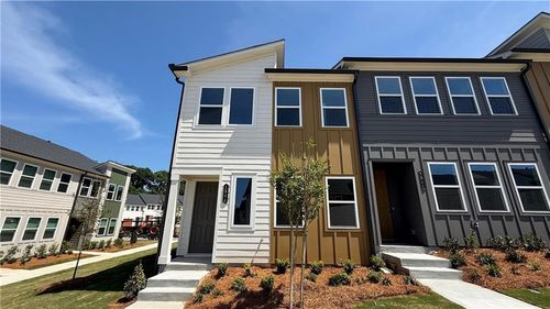 1544 Bryson Dr Nw, Atlanta, GA, 30318-1207 | Card Image