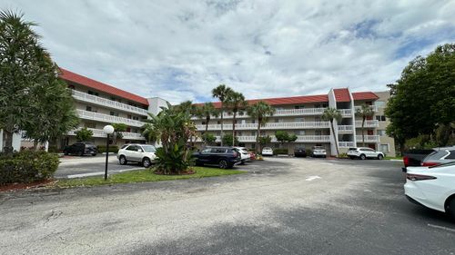 206-3601 Inverrary Dr, Lauderhill, FL, 33319-5934 | Card Image