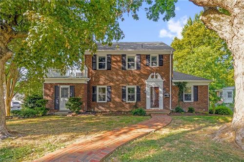 401 Worth St, Asheboro, NC, 27203-5848 | Card Image