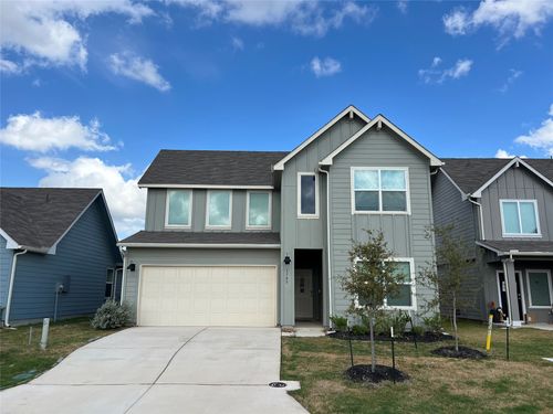 1745 James St, New Braunfels, TX, 78130-0507 | Card Image