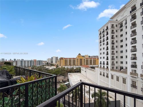 apt-856-55 Merrick Way, Coral Gables, FL, 33134-5137 | Card Image